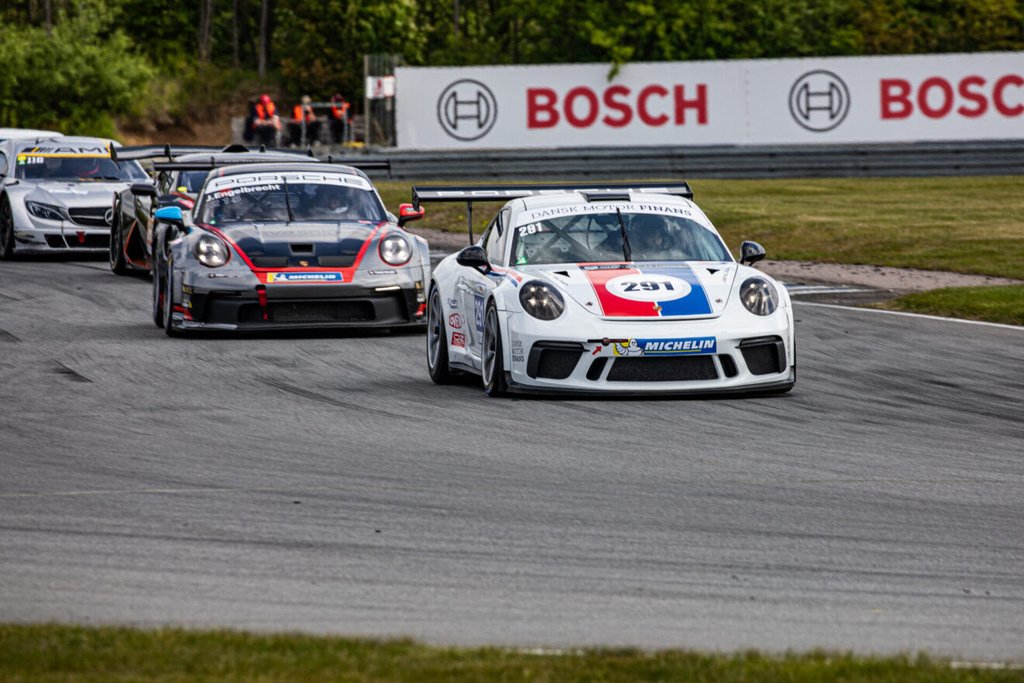 Special Saloon Car kører opvisning ved Classic Race Viborg
(Foto: SpecialSaloonCar.dk)